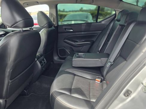 Used 2019 Nissan Altima 2.5 SL FWD image 15