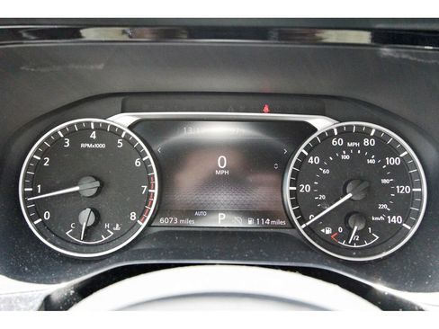 Used 2025 Nissan Pathfinder Rock Creek AWD/4WD image 12
