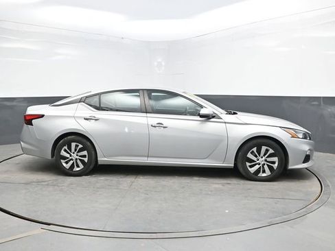 Used 2021 Nissan Altima 2.5 S FWD image 8