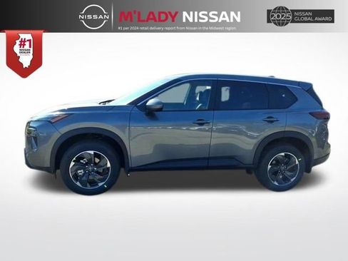 New 2026 Nissan Rogue SV image 4