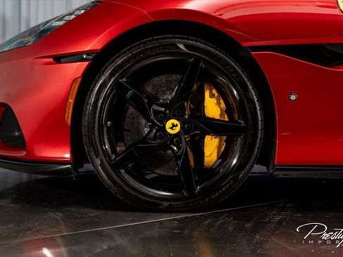 Used 2022 Ferrari Portofino M RWD image 16