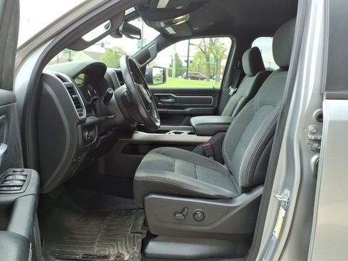 Used 2019 RAM 1500 Big Horn AWD/4WD image 13