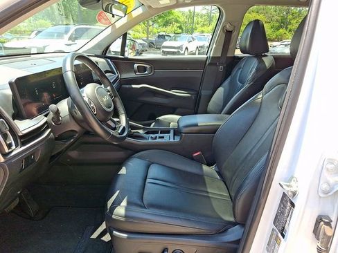 Certified 2024 Kia Sorento S w/ Panoramic Sunroof Package FWD image 15