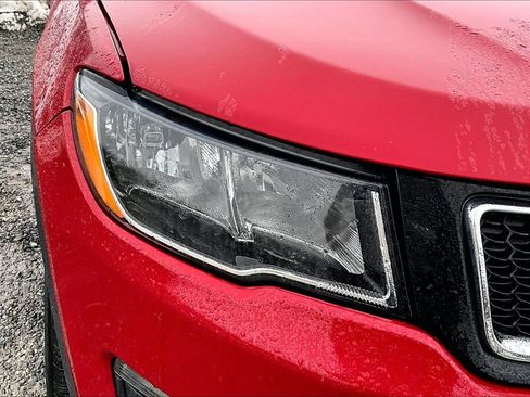 Used 2018 Jeep Compass Latitude w/ Popular Equipment Group image 27