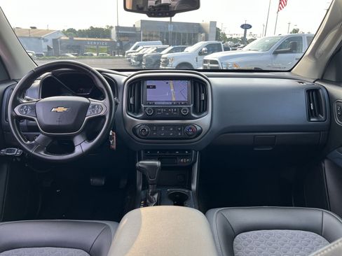 Used 2015 Chevrolet Colorado Z71 AWD/4WD image 22
