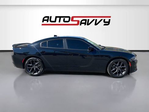 Used 2023 Dodge Charger SXT w/ Blacktop Package image 8
