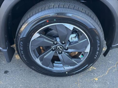 New 2026 Nissan Rogue SV image 9