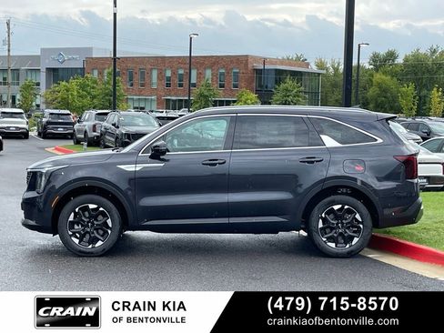 Certified 2026 Kia Sorento S image 4