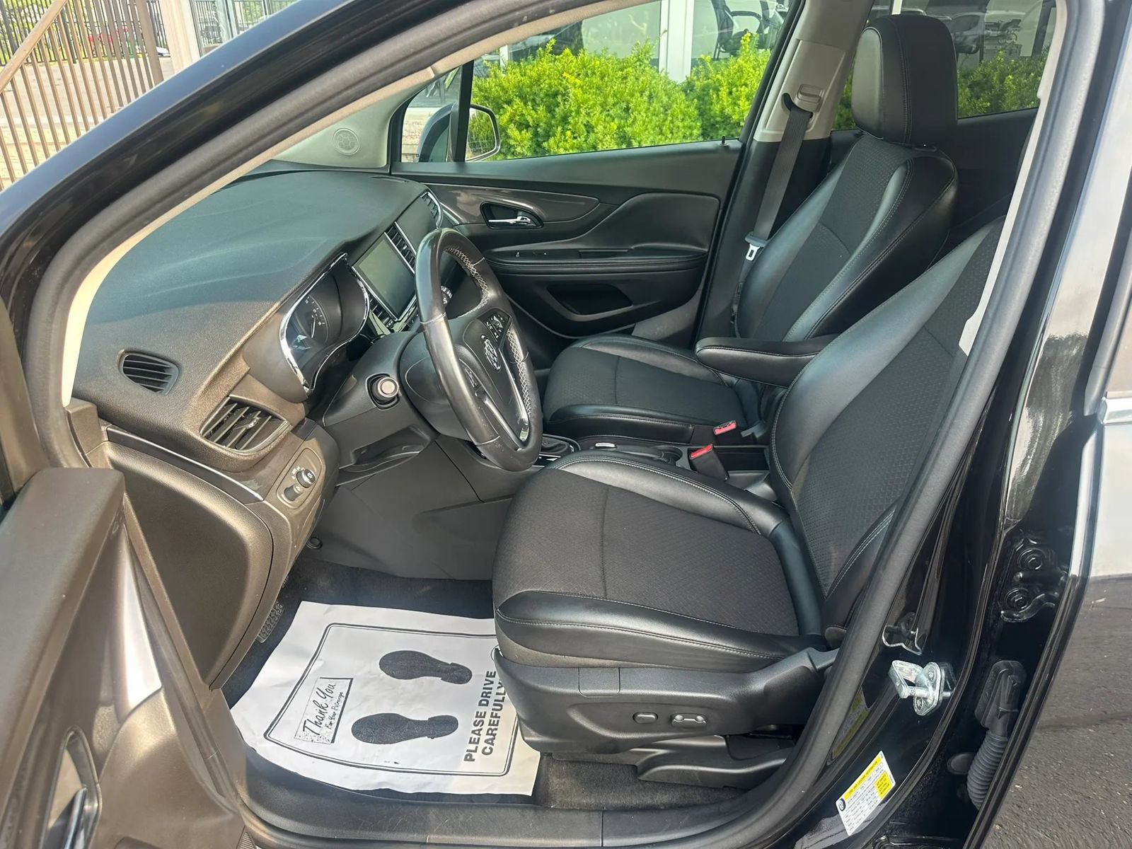 Used 2019 Buick Encore Preferred AWD/4WD image 9