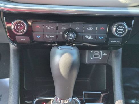 Used 2024 Jeep Compass Limited AWD/4WD image 22