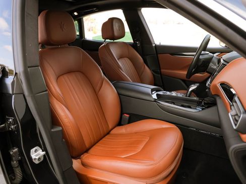 Used 2022 Maserati Levante GT image 24