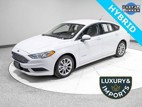 Used 2017 Ford Fusion S image 1