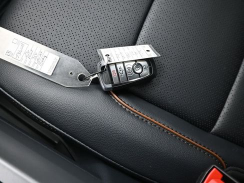 New 2026 Ford F350 Lariat image 41