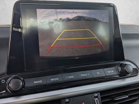 Used 2024 Kia Forte LXS image 13