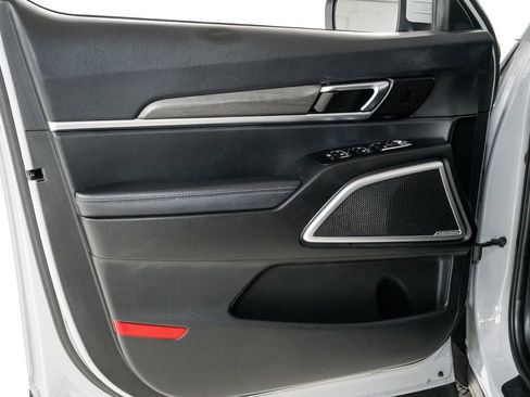 Certified 2023 Kia Telluride EX X-Line image 8