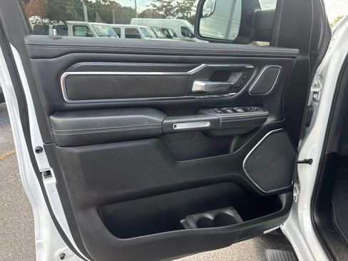 Used 2024 RAM 1500 Laramie AWD/4WD image 29