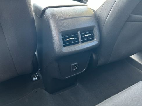 Used 2022 Chevrolet Equinox LT AWD/4WD image 15