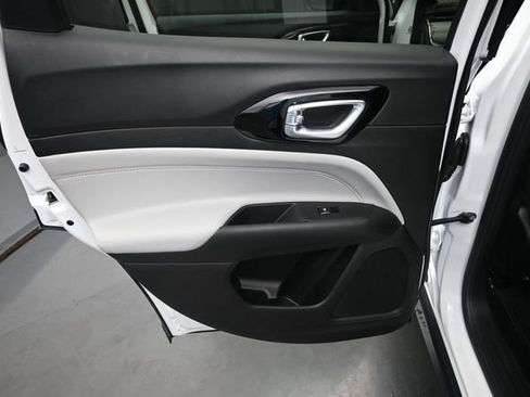New 2026 Jeep Compass Limited AWD/4WD image 13