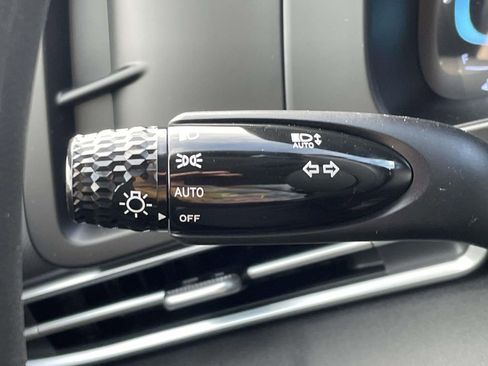 New 2026 Hyundai Elantra SE image 21