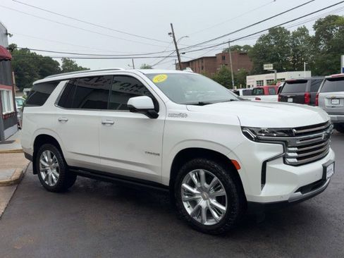 Used 2021 Chevrolet Tahoe High Country w/ Premium Package image 4