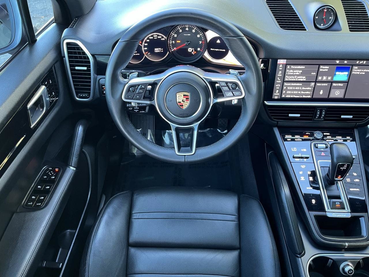 Used 2020 Porsche Cayenne AWD/4WD image 5