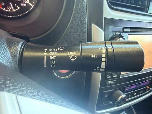 Used 2017 Nissan Altima 2.5 SV w/ Convenience Package image 13