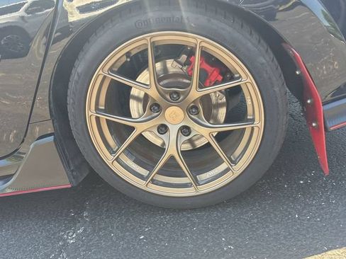 Used 2018 Honda Civic Type R image 12
