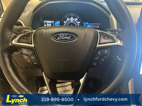 Certified 2024 Ford Edge SEL w/ Convenience Package AWD/4WD image 9