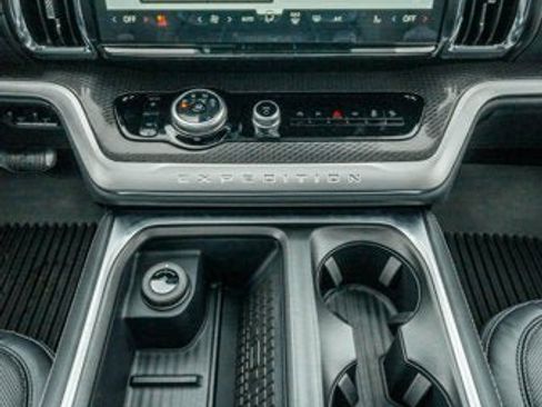 New 2025 Ford Expedition Max Platinum w/ Stealth Performance Package image 25