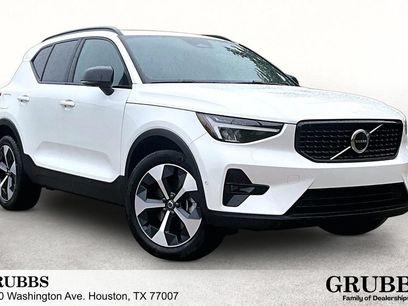 Certified 2025 Volvo XC40 B5 Plus