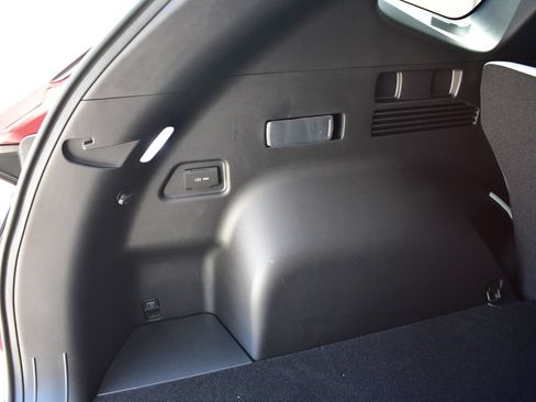 Used 2025 Hyundai Tucson SEL FWD image 25