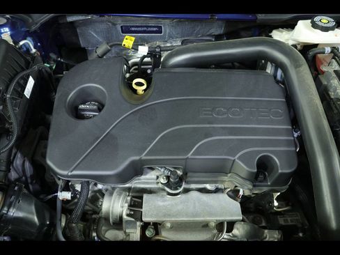 Used 2023 Chevrolet Equinox LT image 19