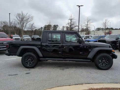 New 2026 Jeep Gladiator Sport image 3