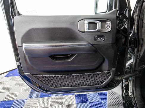 Used 2024 Jeep Wrangler High Altitude AWD/4WD image 14