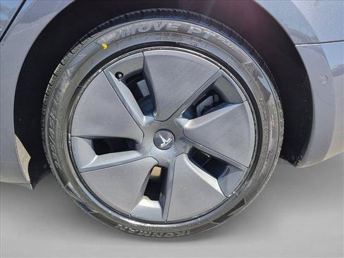 Used 2020 Tesla Model 3 Long Range AWD/4WD image 23