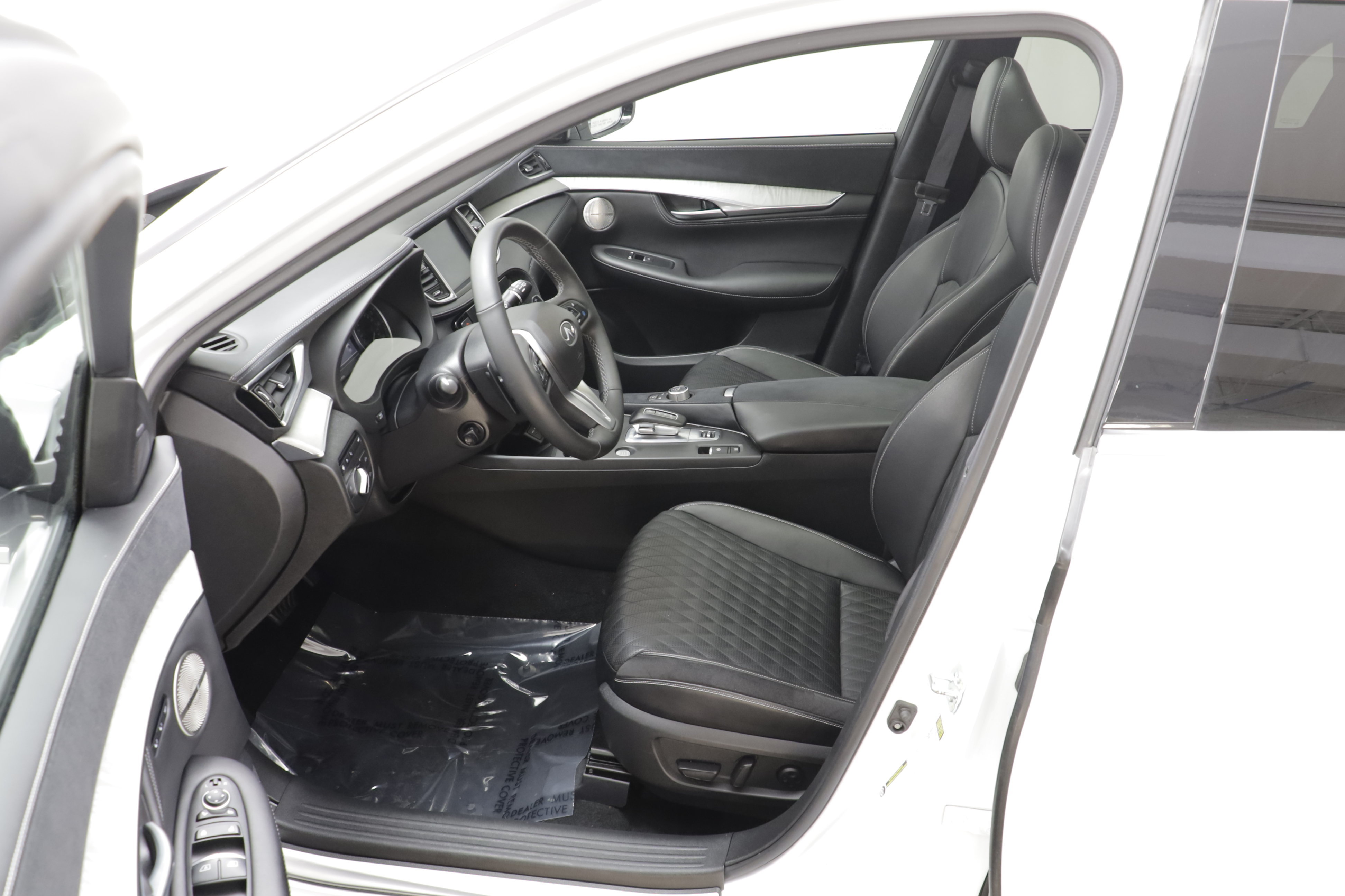 Used 2023 INFINITI QX50 Autograph AWD/4WD image 6