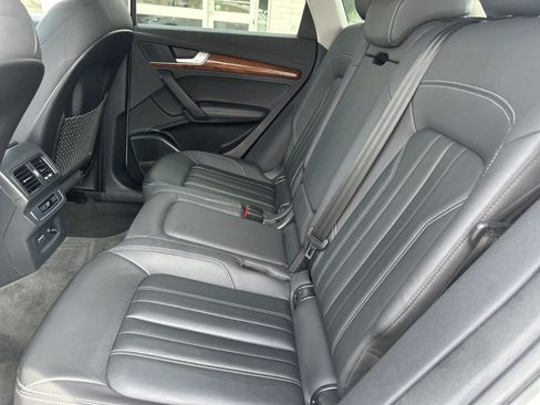 Used 2023 Audi Q5 2.0T Premium Plus AWD/4WD image 12