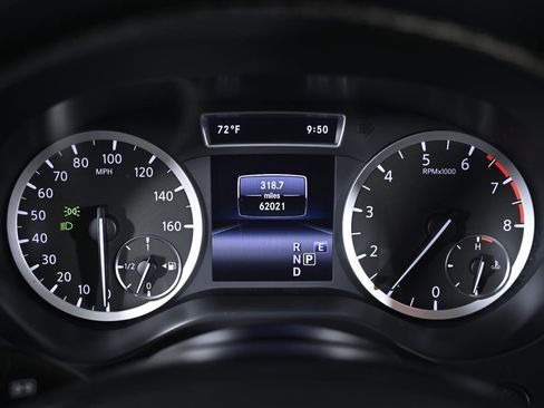 Used 2019 INFINITI QX30 Premium w/ Navigation Package image 13