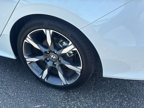 Used 2026 Honda Civic Sport Touring image 9