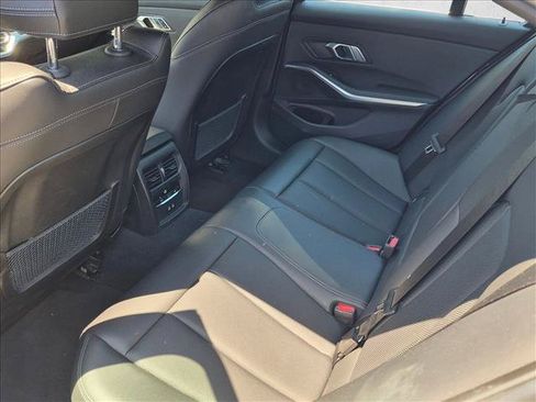 Used 2022 BMW 330i Sedan w/ Driving Assistance Package RWD image 18