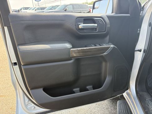 Used 2020 Chevrolet Silverado 1500 LT AWD/4WD image 28