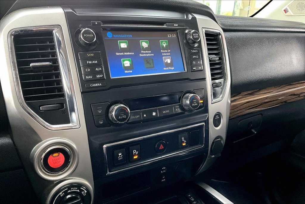 Used 2017 Nissan Titan SL AWD/4WD image 15