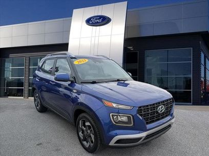 Used 2023 Hyundai Venue SEL