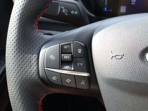 Used 2024 Ford Escape ST-Line w/ Tech Pack #1 AWD/4WD image 18