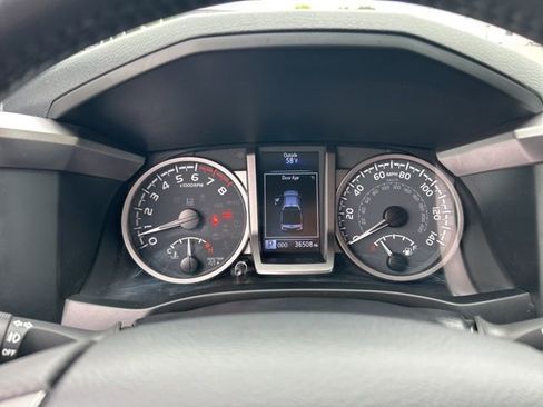 Used 2023 Toyota Tacoma SR5 AWD/4WD image 19