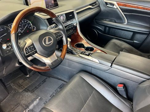 Used 2019 Lexus RX 350L FWD image 11