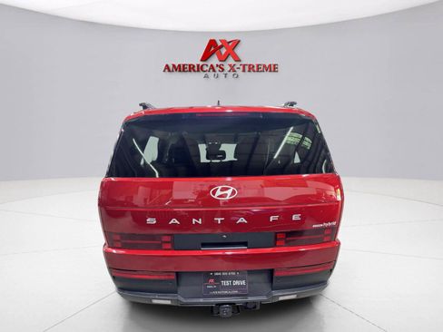Used 2025 Hyundai Santa Fe SEL AWD/4WD image 6