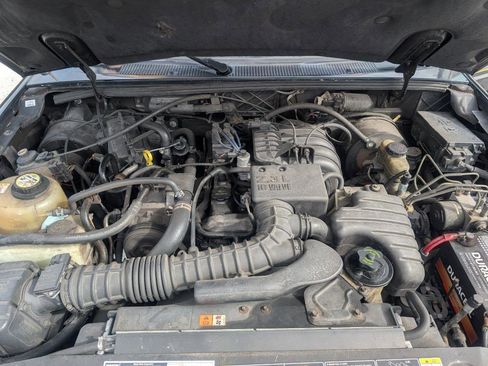 Used 2002 MAZDA B-Series Pickup 2WD Regular Cab B2300 image 13