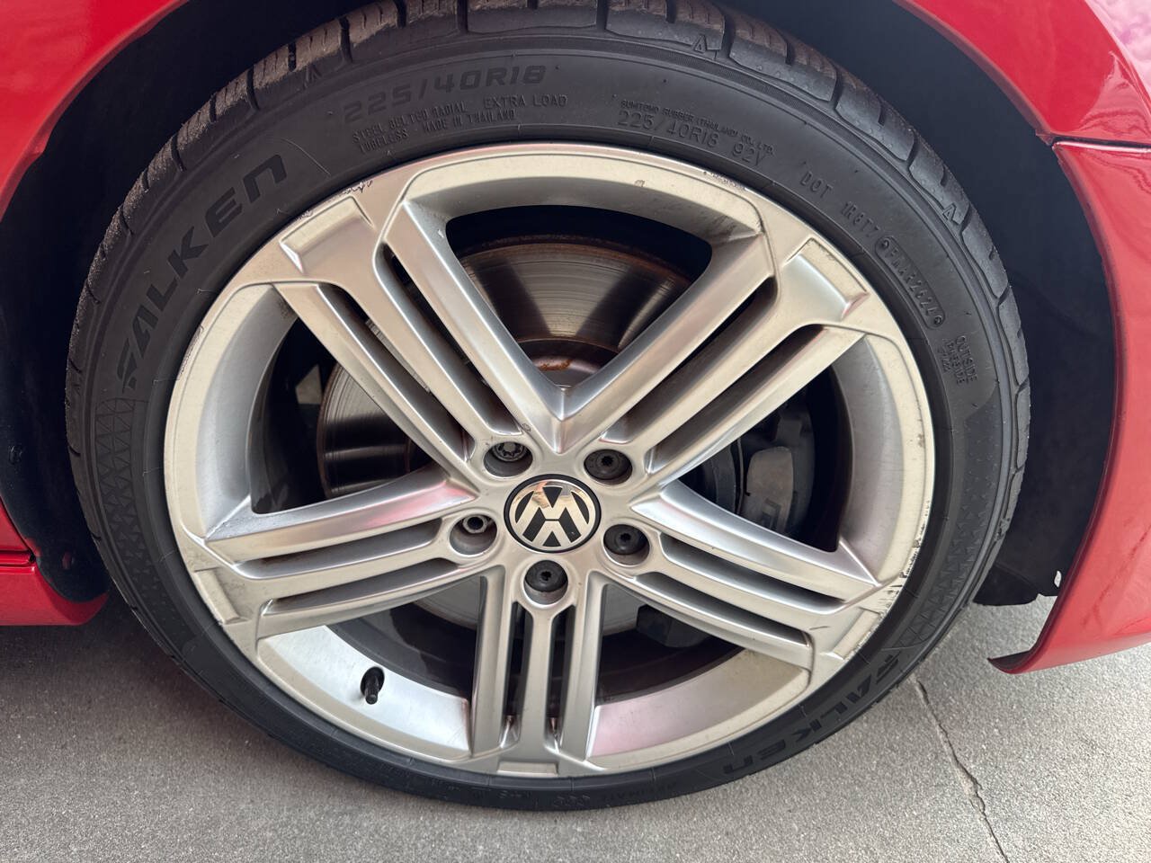 Used 2013 Volkswagen Golf R 4-Door AWD/4WD image 25