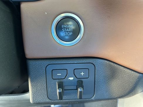 Used 2022 Toyota Tundra 1794 Edition image 43